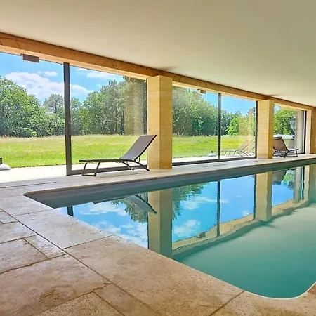 Petit Paradis 24 *