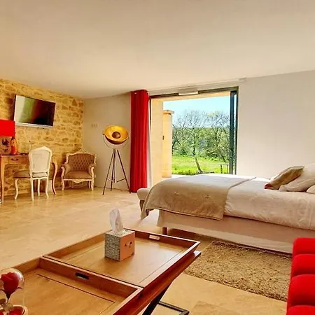Petit Paradis 24 *